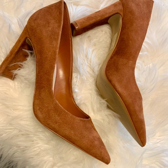 Aldo Caramel Suede Heels Pumps - Picture 2 of 8